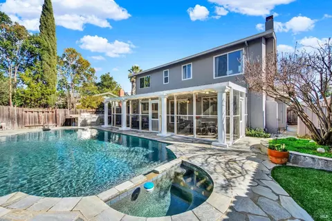 4485 Moffitt Dr, Napa, CA 94558