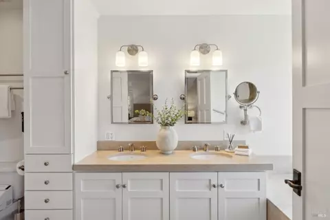 Bath - 431 Wellesley Ave, Mill Valley, CA 94941 photo 1 of 9