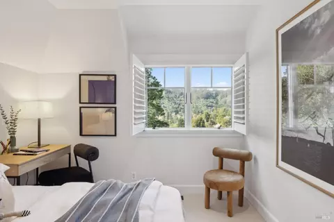 Bedroom - 431 Wellesley Ave, Mill Valley, CA 94941 photo 8 of 8