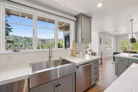 Kitchen - 431 Wellesley Ave, Mill Valley, CA 94941 photo 10 of 16