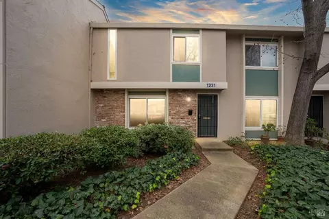 1231 Pine Creek Way #B, Concord, CA 94520