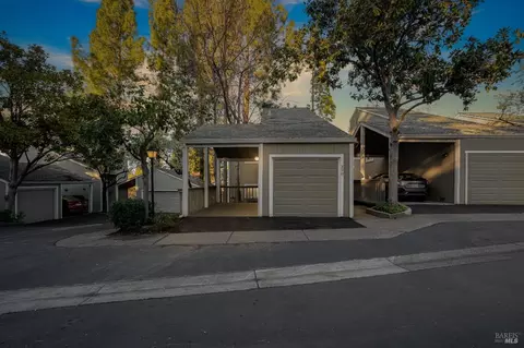 390 Camelback Rd, Pleasant Hill, CA 94523