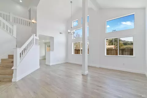 264 Exposition Dr, Vallejo, CA 94589 photo 5
