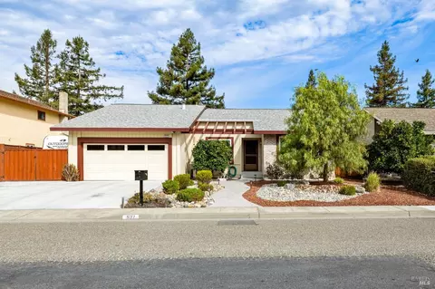 932 Hudis St, Rohnert Park, CA 94928