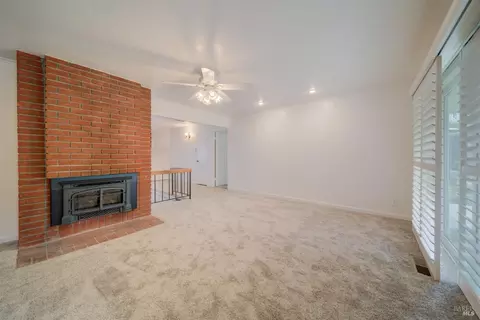 4715 Georgia St, Vallejo, CA 94591 photo 6