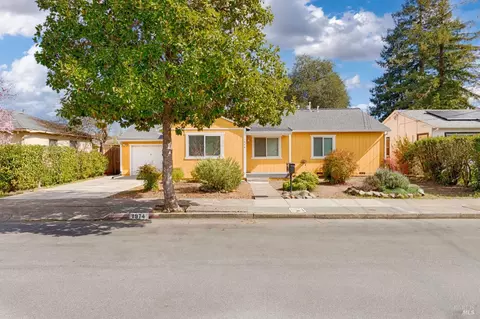 1974 Illinois Ave, Santa Rosa, CA 95401