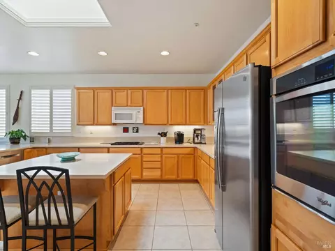 208 Creekside St, Cloverdale, CA 95425 photo 5