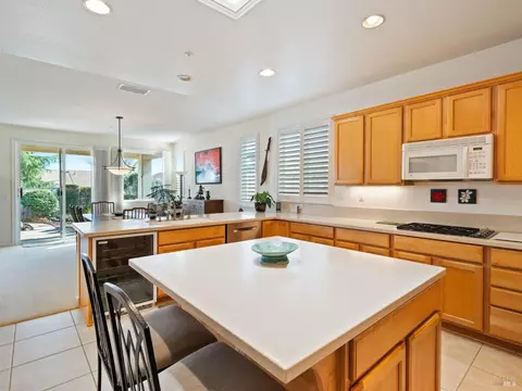 208 Creekside St, Cloverdale, CA 95425 photo 6