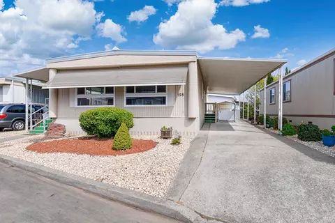 125 Salisbury Cir, Santa Rosa, CA 95401