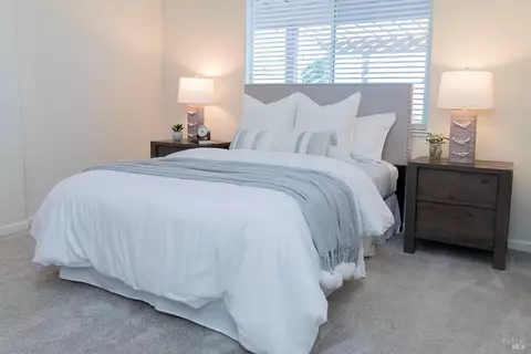 2096 Devonshire Dr, Napa, CA 94558 photo 30