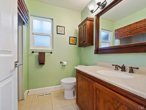 116 Cricket Ct, Windsor, CA 95492 photo 17