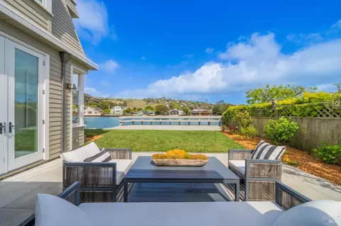 26 Peninsula Rd, Belvedere, CA 94920
