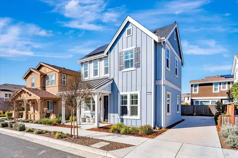1909 Alvarado St, Petaluma, CA 94952