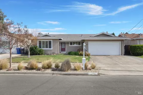 4324 Plass Dr, Napa, CA 94558