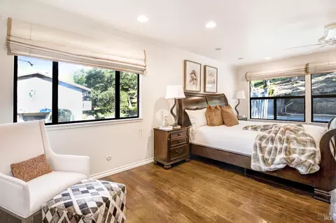 Bedroom - 541 Westgate Dr, Napa, CA 94558 photo 5 of 9