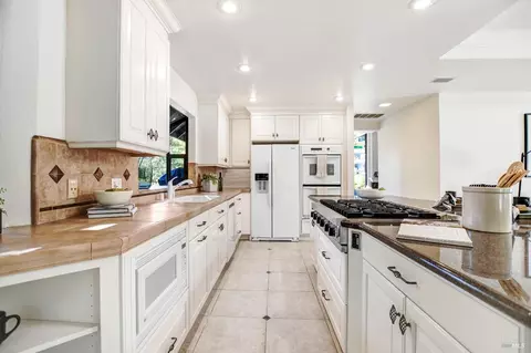 Kitchen - 541 Westgate Dr, Napa, CA 94558 photo 4 of 9