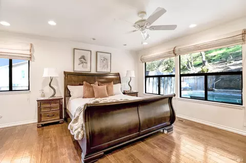Bedroom - 541 Westgate Dr, Napa, CA 94558 photo 8 of 9