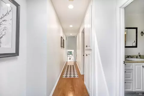 Entry Way - 541 Westgate Dr, Napa, CA 94558 photo 6 of 6