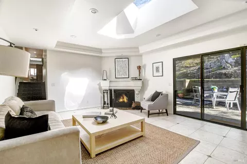 Living - 541 Westgate Dr, Napa, CA 94558 photo 4 of 4