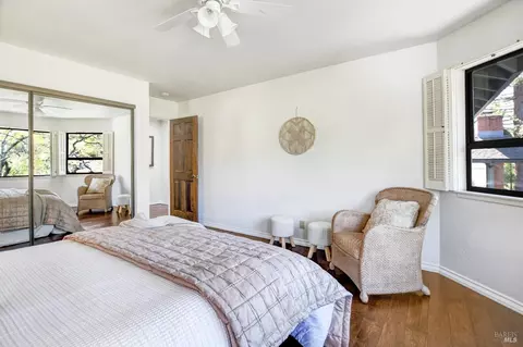 Bedroom - 541 Westgate Dr, Napa, CA 94558 photo 4 of 9