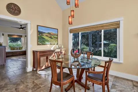 441 Tee Ct, Healdsburg, CA 95448 photo 7