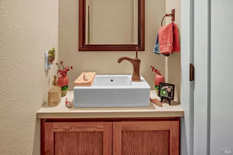 441 Tee Ct, Healdsburg, CA 95448 photo 17