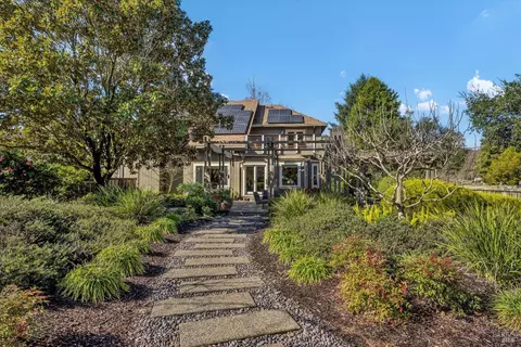 441 Tee Ct, Healdsburg, CA 95448 photo 2