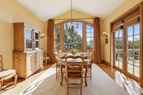 Dining - 3840 Hawks Beard, Sonoma, CA 95476 photo 1 of 3