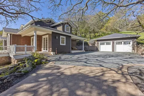 3840 Hawks Beard, Sonoma, CA 95476