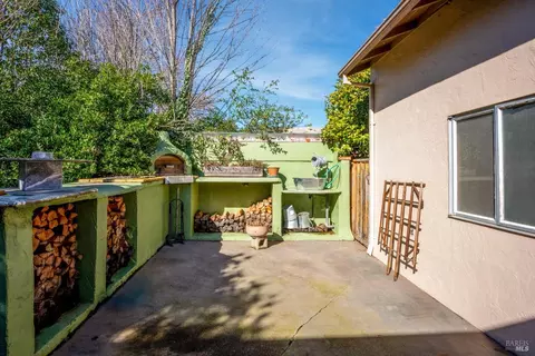 756 S Spring St, Ukiah, CA 95482 photo 17