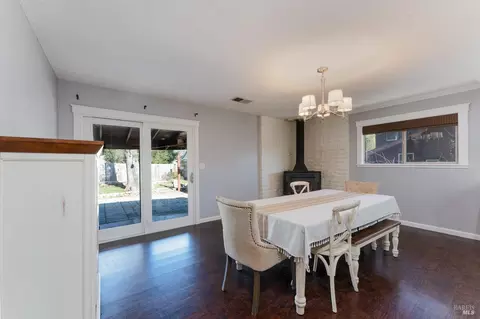 1024 W Perkins St, Ukiah, CA 95482 photo 6