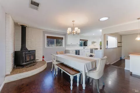 1024 W Perkins St, Ukiah, CA 95482 photo 7