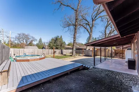 1024 W Perkins St, Ukiah, CA 95482 photo 20