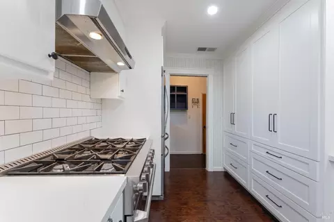 1024 W Perkins St, Ukiah, CA 95482 photo 10