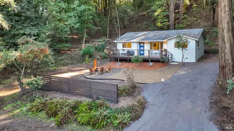 11551 Old River Rd, Forestville, CA 95436