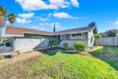Exterior - 1273 Marshall Rd, Vacaville, CA 95687 photo 5 of 26