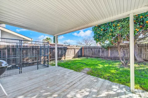 Exterior - 1273 Marshall Rd, Vacaville, CA 95687 photo 12 of 26