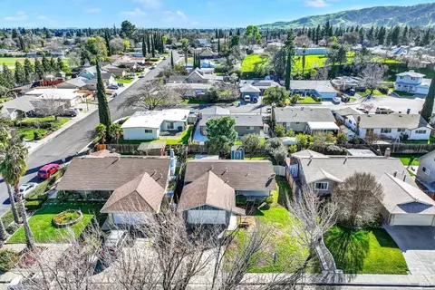 View/Area - 1273 Marshall Rd, Vacaville, CA 95687 photo 4 of 7