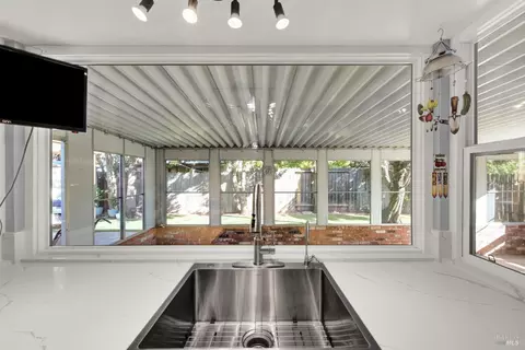 Kitchen - 2148 Tilden Pl, Fairfield, CA 94533 photo 10 of 11