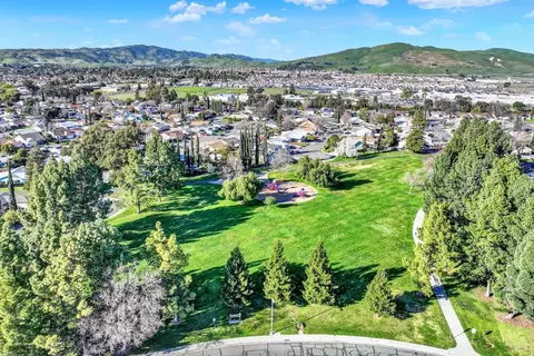View/Area - 2148 Tilden Pl, Fairfield, CA 94533 photo 6 of 7