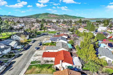 View/Area - 2148 Tilden Pl, Fairfield, CA 94533 photo 2 of 7