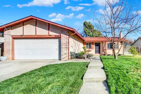 Exterior - 2148 Tilden Pl, Fairfield, CA 94533 photo 3 of 27
