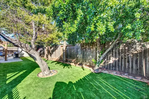 Exterior - 2148 Tilden Pl, Fairfield, CA 94533 photo 11 of 27
