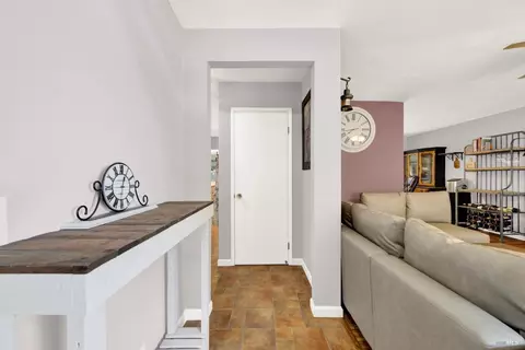 Entry Way - 2148 Tilden Pl, Fairfield, CA 94533 photo 2 of 3