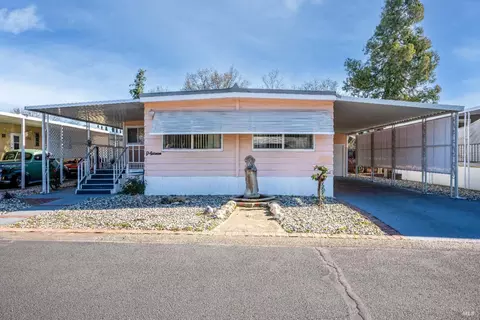 660 Leslie St #56, Ukiah, CA 95482