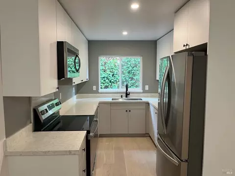 71 Roque Moraes Dr, Mill Valley, CA 94941 photo 4