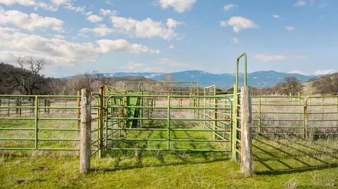 13955 Lowery Rd, Red Bluff, CA 96080 photo 11