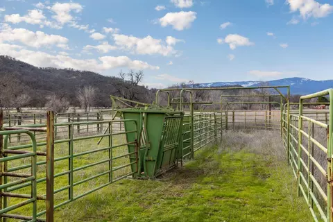13955 Lowery Rd, Red Bluff, CA 96080 photo 10