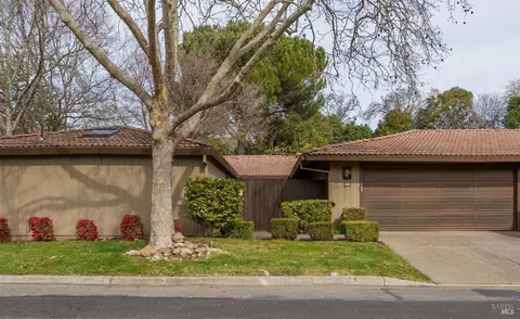 38 Twin Creeks Dr, Fairfield, CA 94534