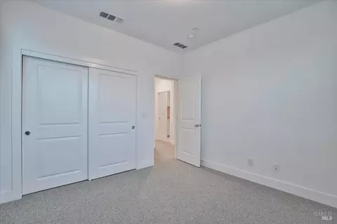 585 Honeysuckle Dr, Vacaville, CA 95687 photo 21